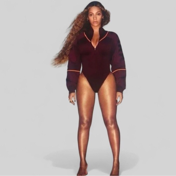 Adidas Ivy Park Beyonce
Woman’s XS - Picture 4 of 4